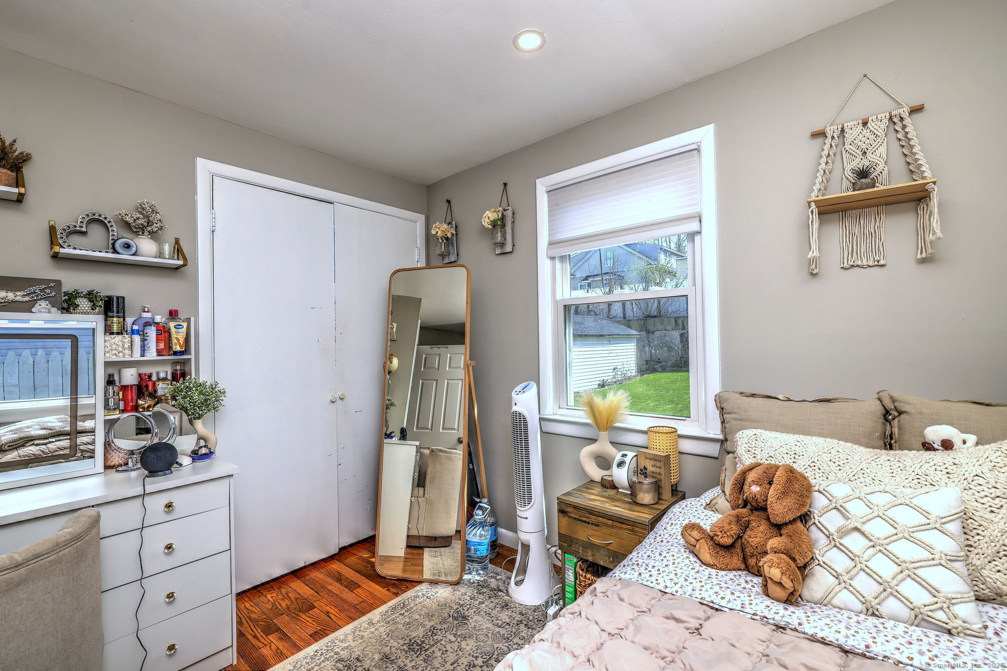 25 Broadway Bridgeport CT 06606