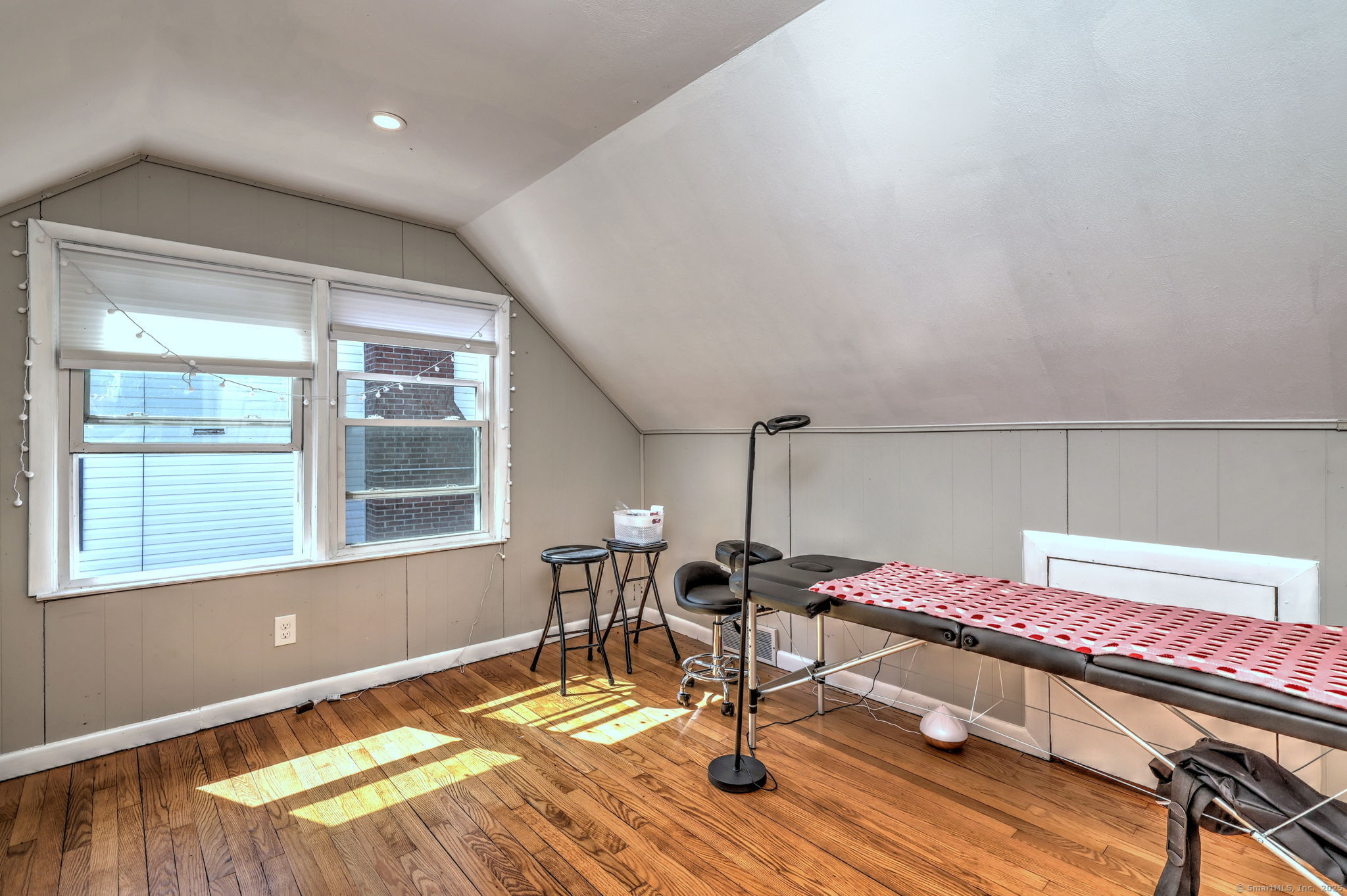 25 Broadway Bridgeport CT 06606