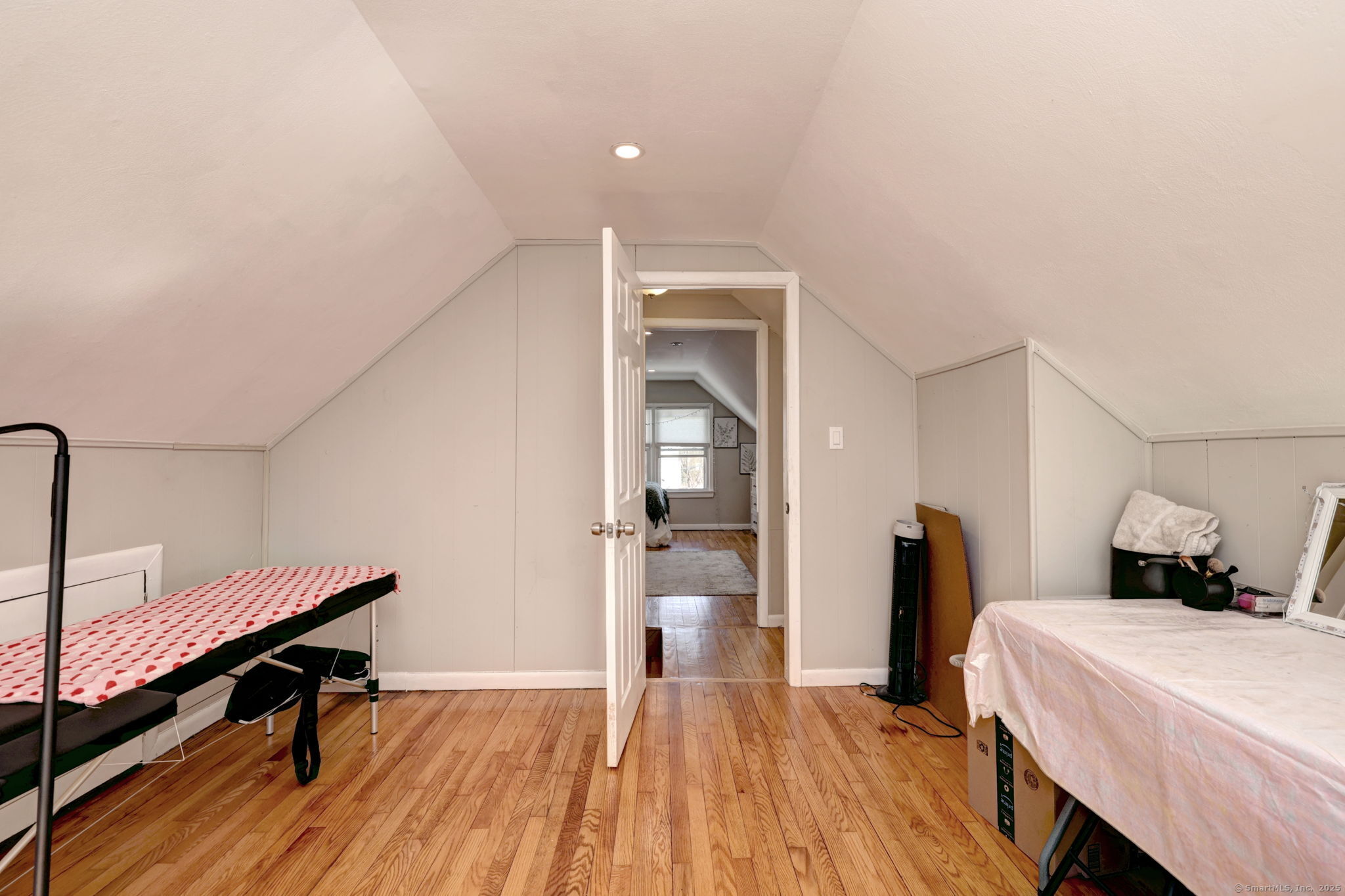 25 Broadway Bridgeport CT 06606