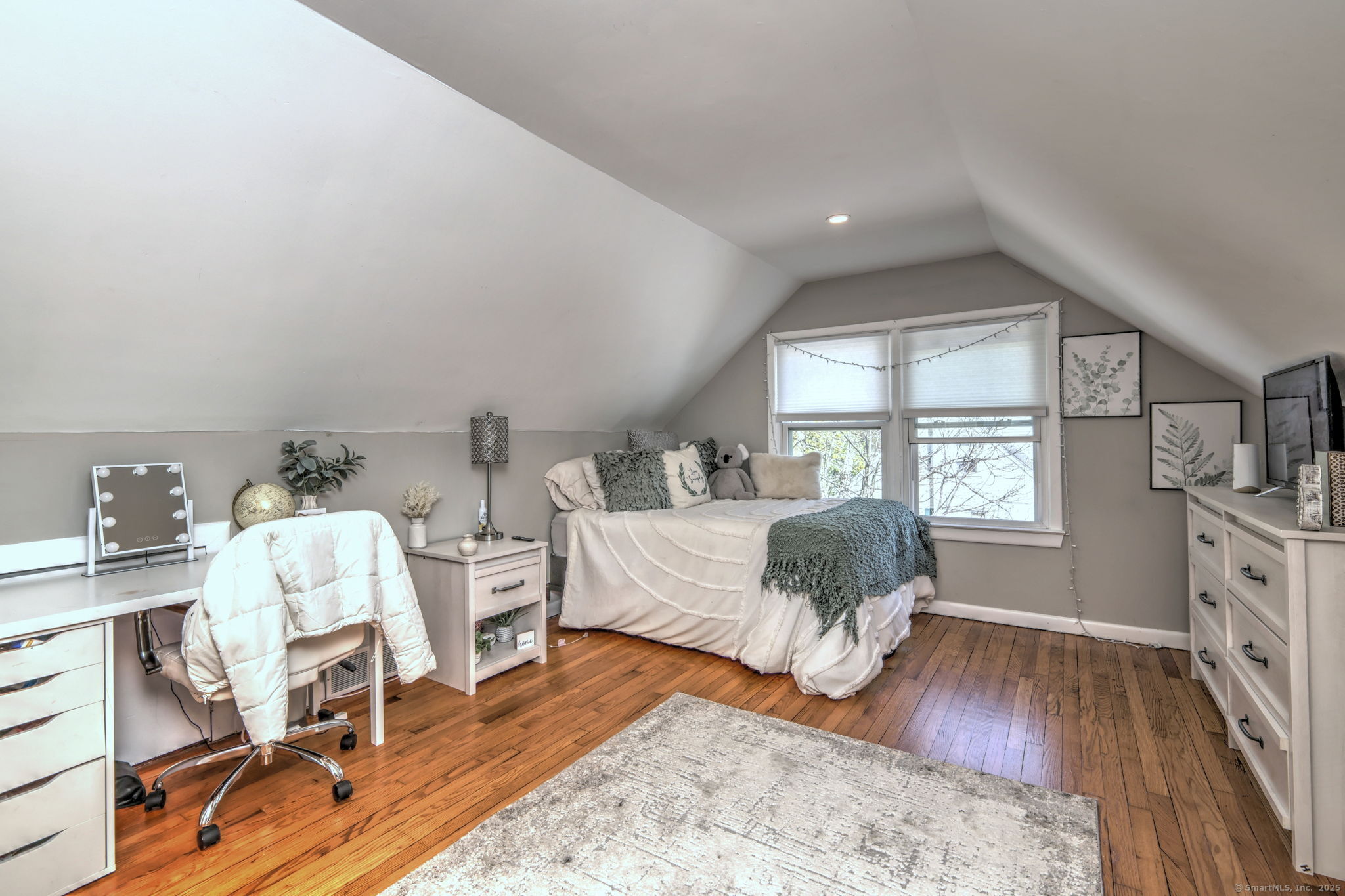 25 Broadway Bridgeport CT 06606