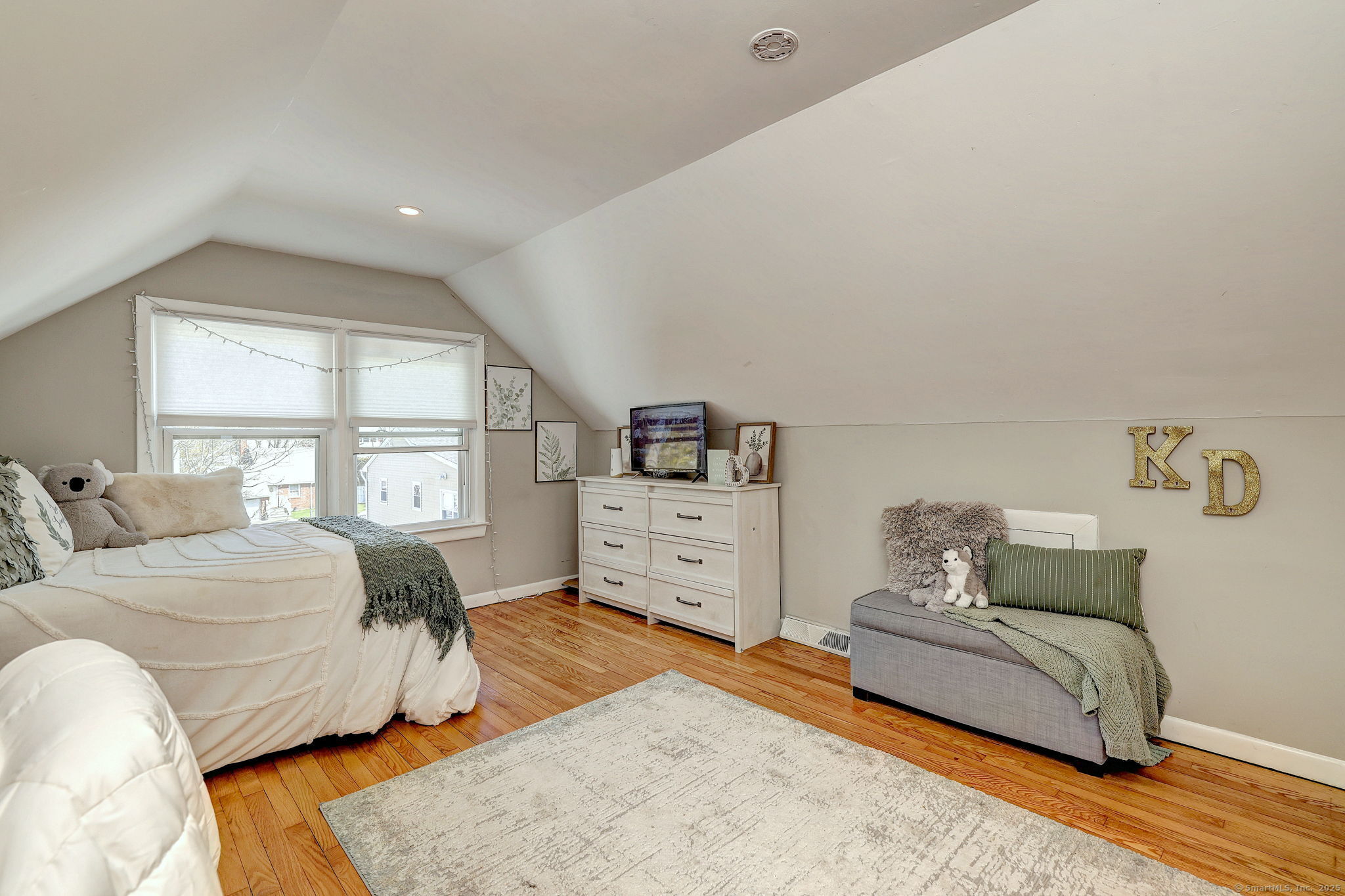 25 Broadway Bridgeport CT 06606