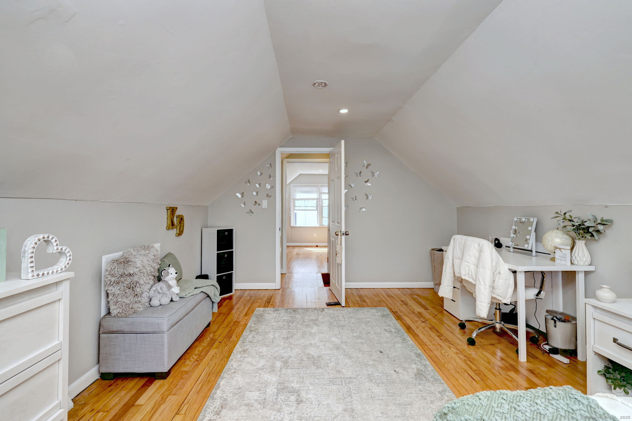 25 Broadway Bridgeport CT 06606