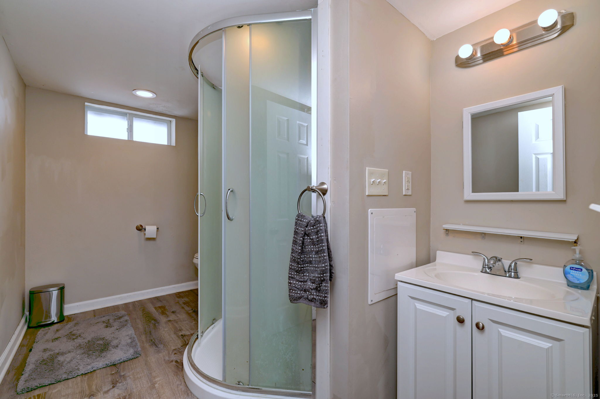 25 Broadway Bridgeport CT 06606