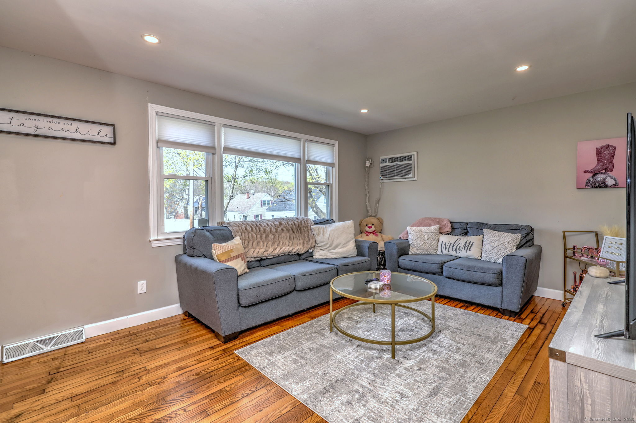 25 Broadway Bridgeport CT 06606