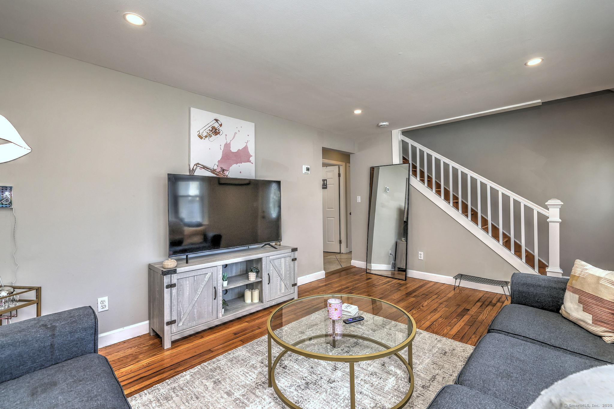 25 Broadway Bridgeport CT 06606