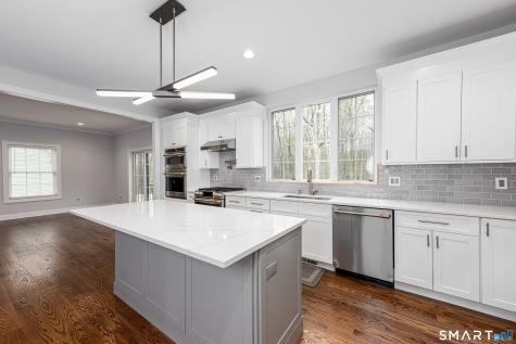 19 Tamarack Lane Guilford CT 06437