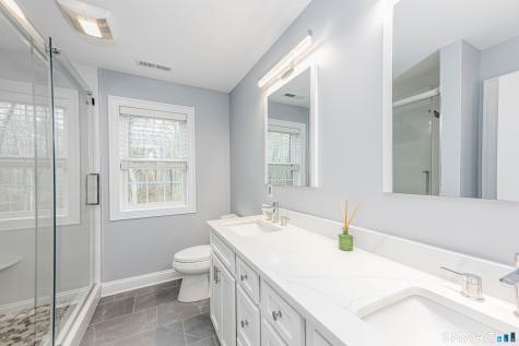 19 Tamarack Lane Guilford CT 06437
