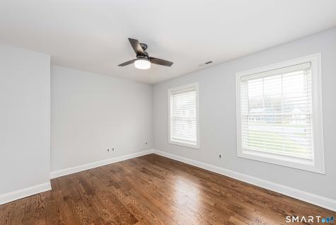 19 Tamarack Lane Guilford CT 06437