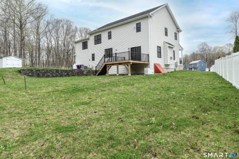 19 Tamarack Lane Guilford CT 06437