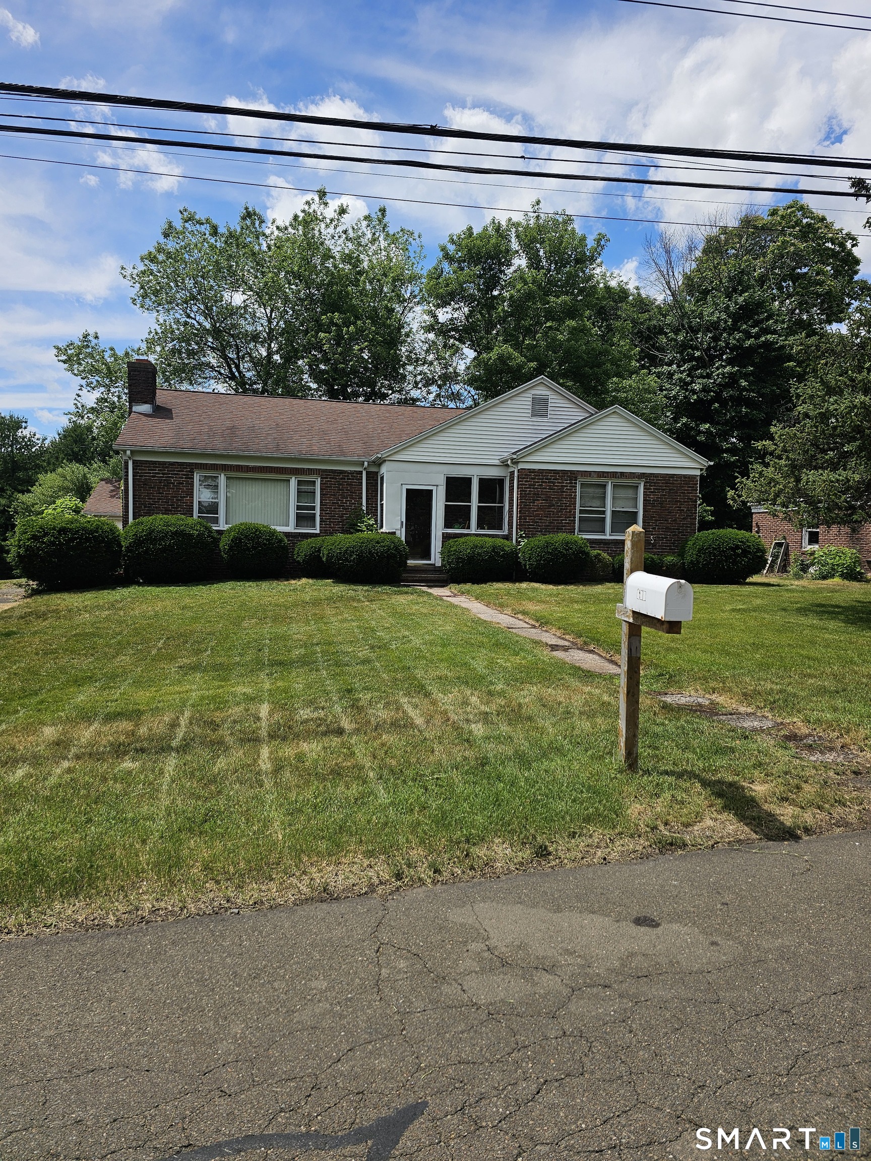 849 Wintergreen Avenue Hamden CT 06514