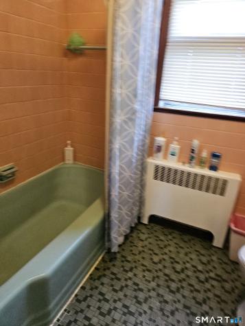 849 Wintergreen Avenue Hamden CT 06514