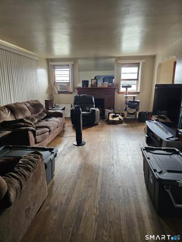 849 Wintergreen Avenue Hamden CT 06514