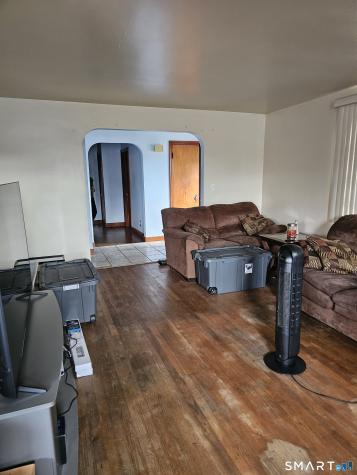 849 Wintergreen Avenue Hamden CT 06514