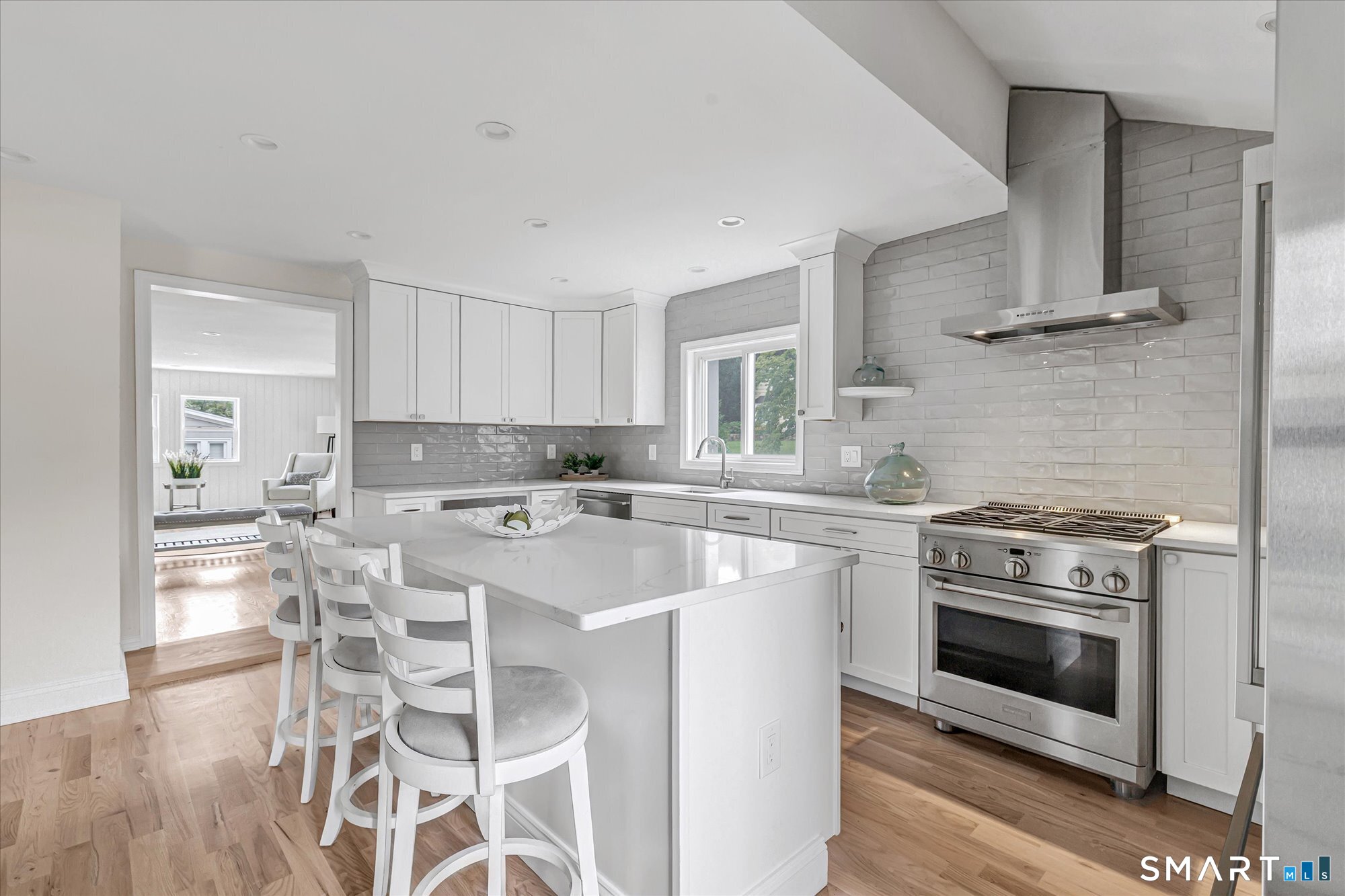 1964 North Benson Road Fairfield CT 06824