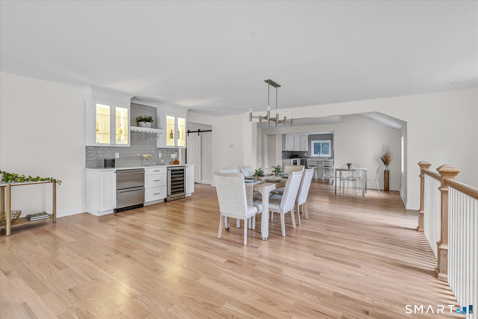 1964 North Benson Road Fairfield CT 06824