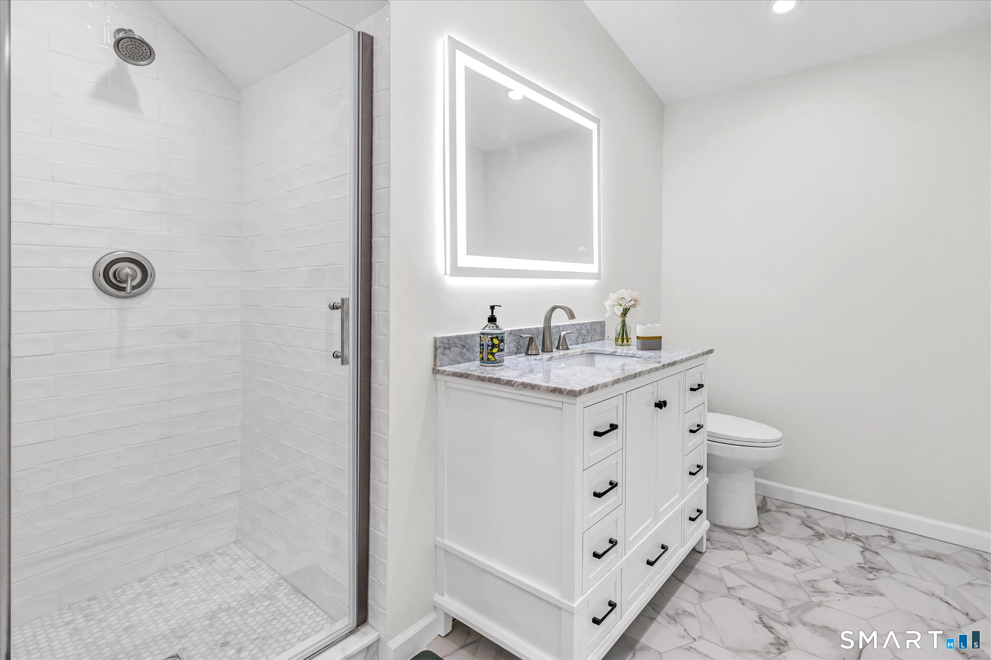 1964 North Benson Road Fairfield CT 06824