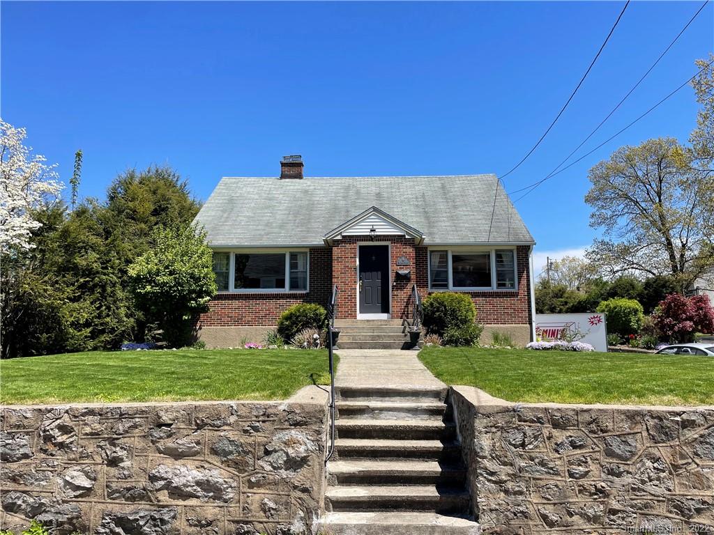 81 Cliff Street Naugatuck CT 06770