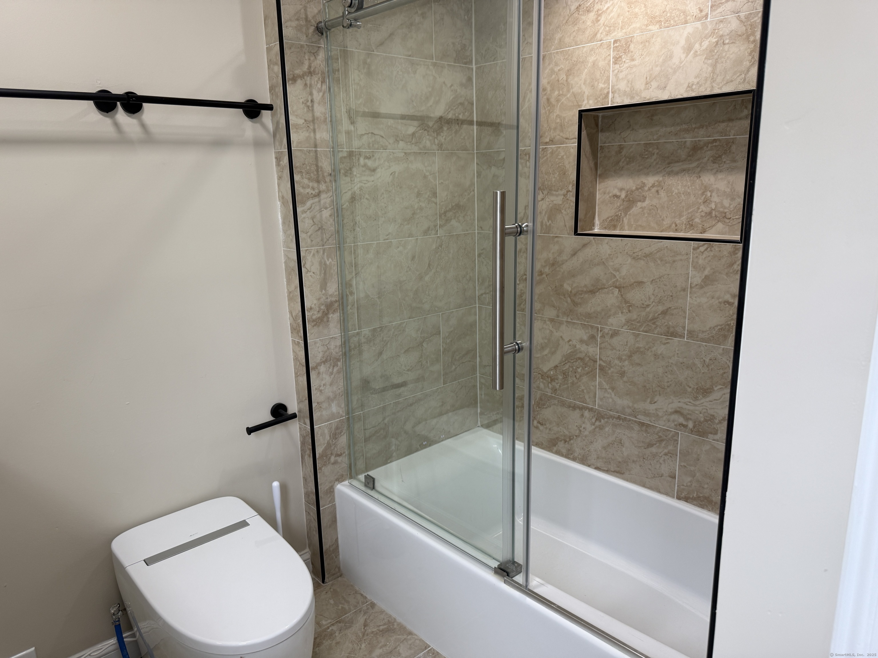 520 Savoy Street Bridgeport CT 06606