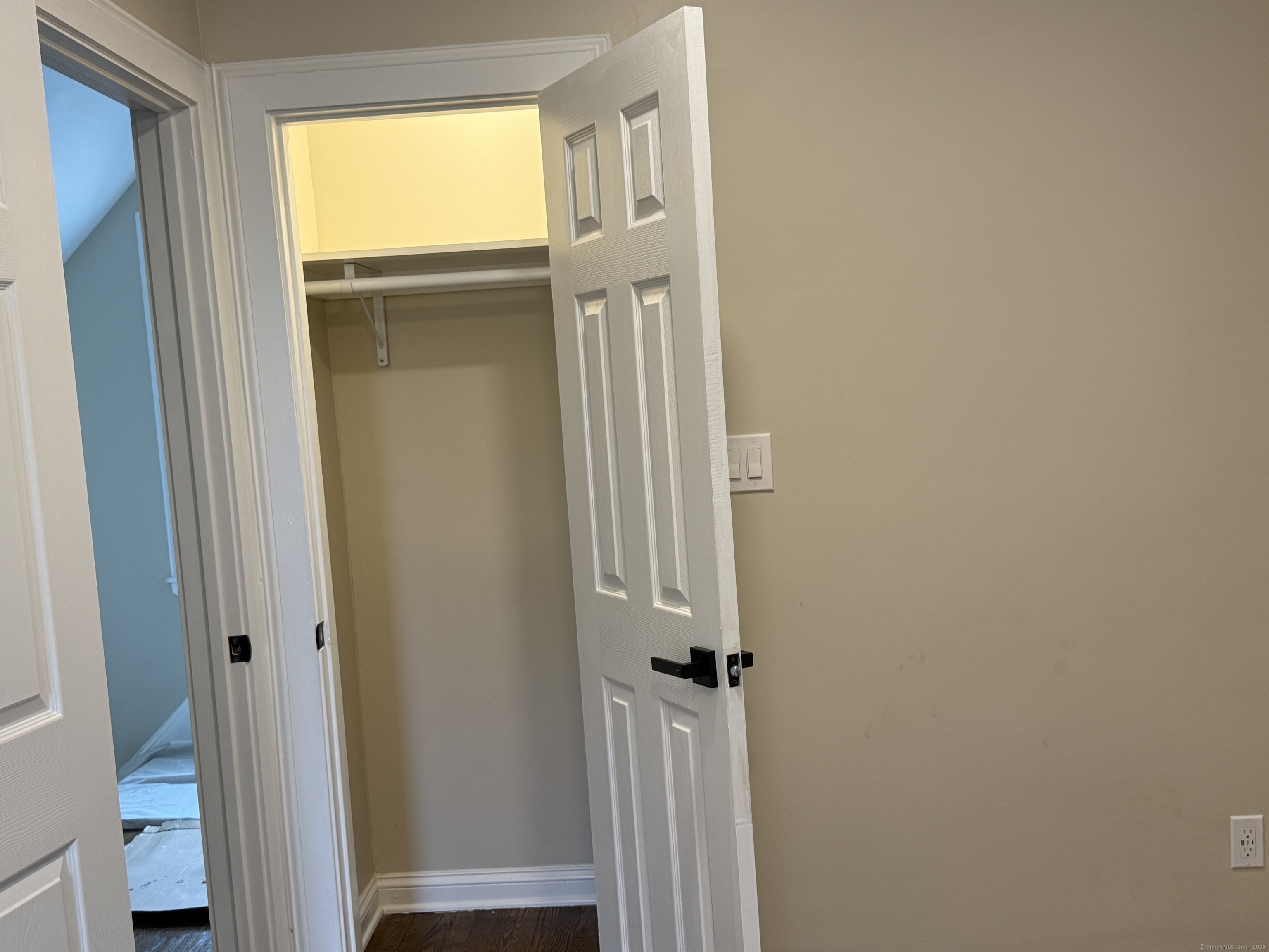 520 Savoy Street Bridgeport CT 06606