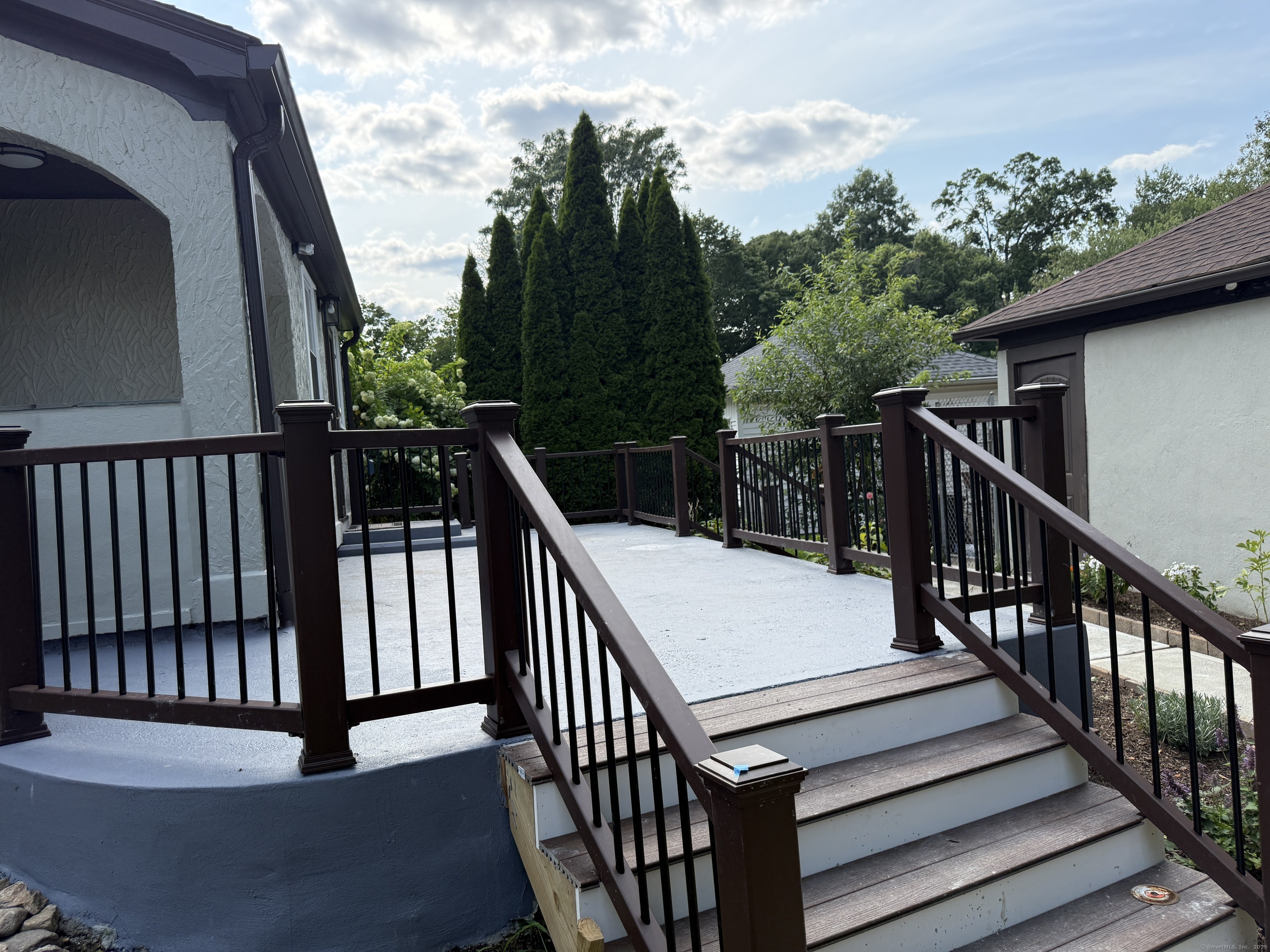 520 Savoy Street Bridgeport CT 06606