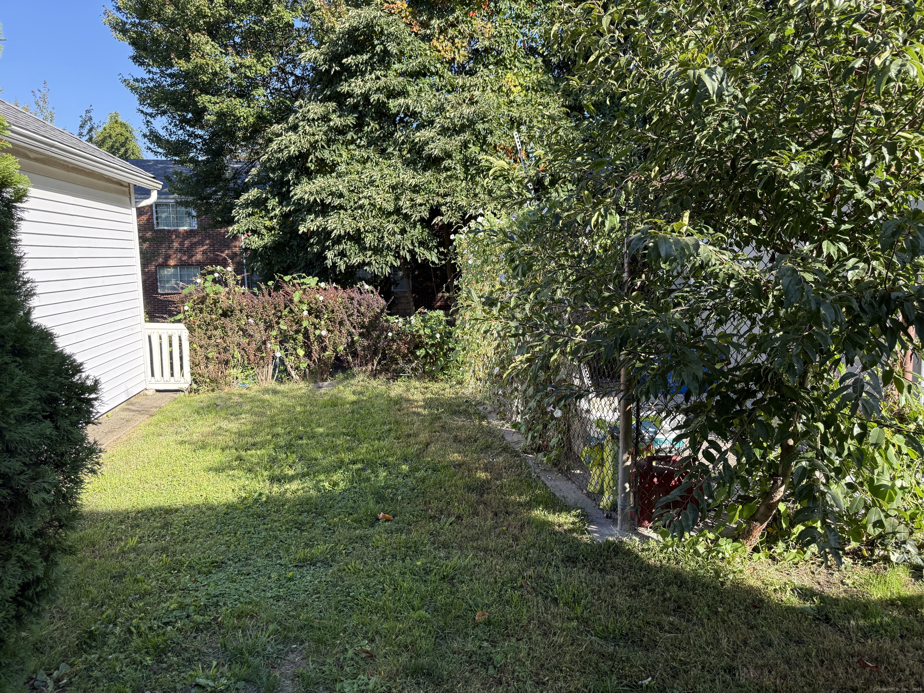 520 Savoy Street Bridgeport CT 06606