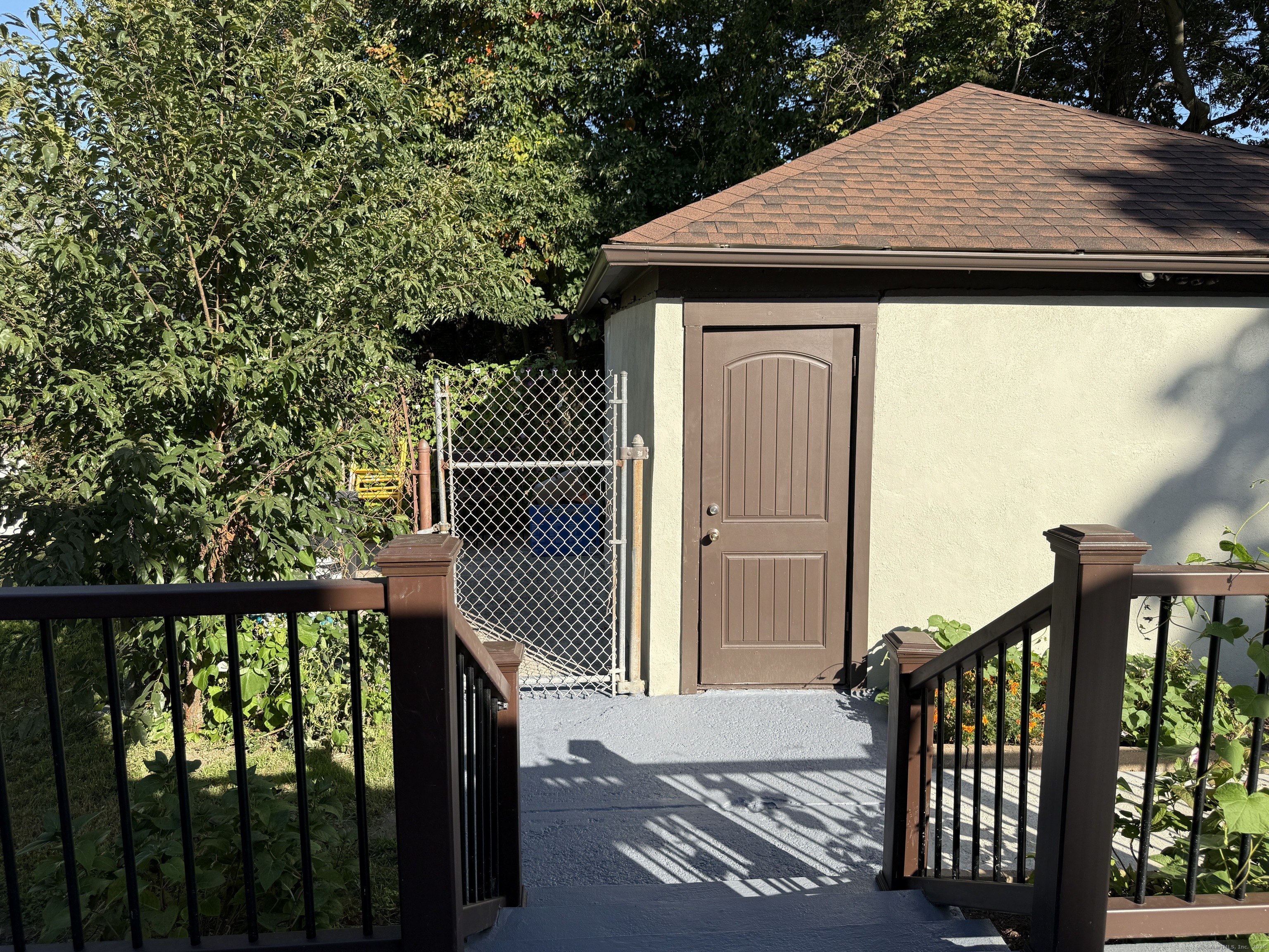 520 Savoy Street Bridgeport CT 06606