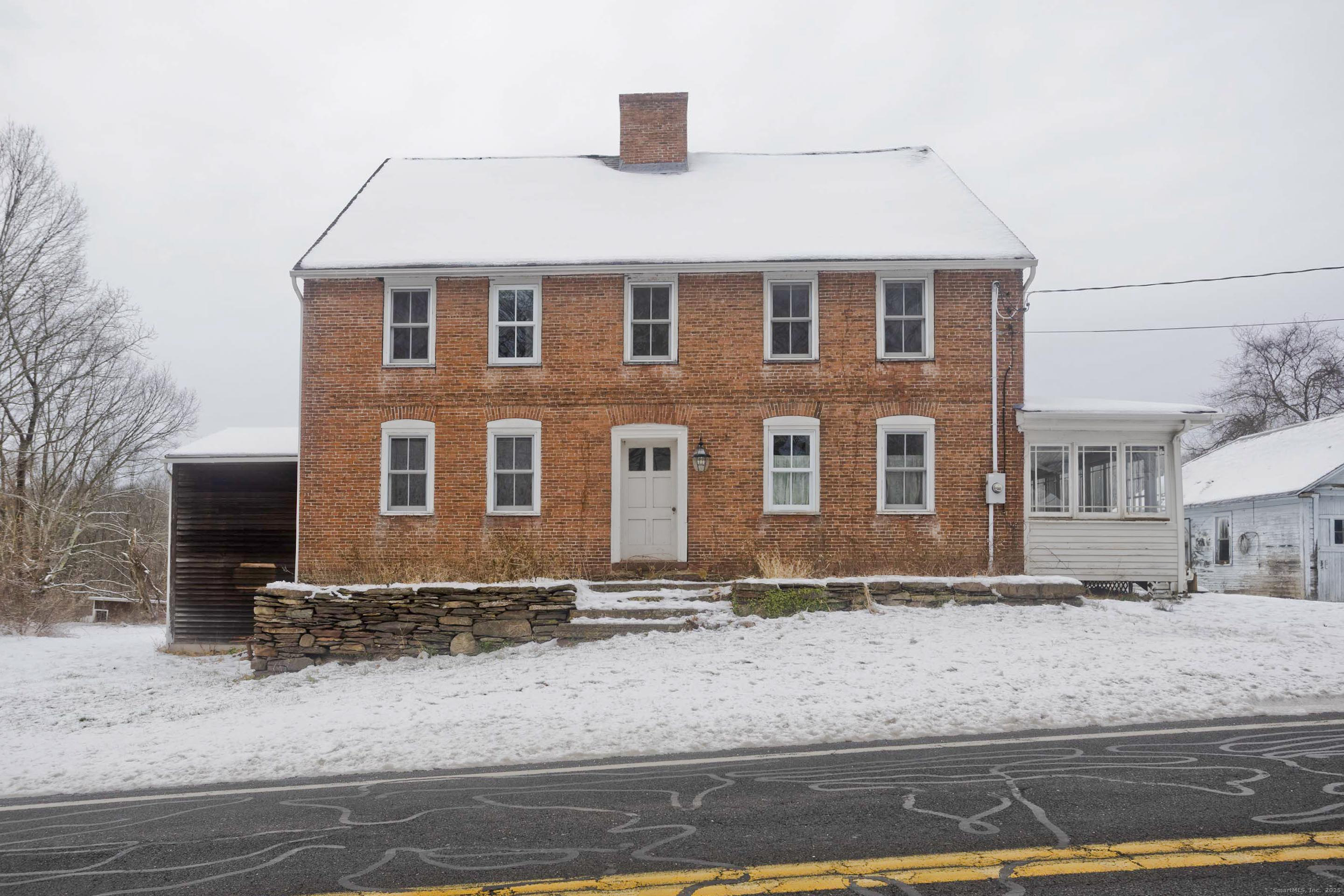 1095 South Grand Street Suffield CT 06093