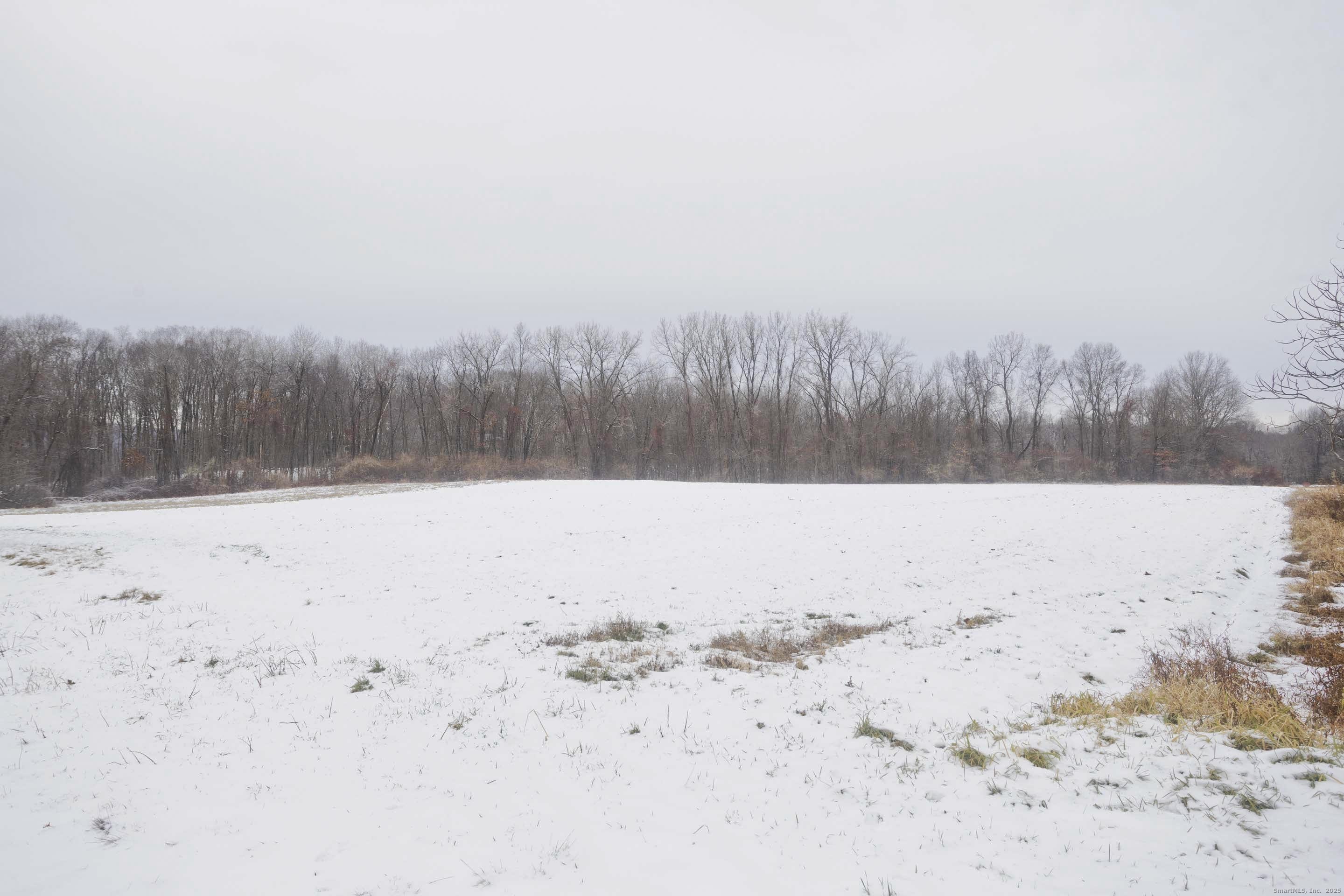 1095 South Grand Street Suffield CT 06093