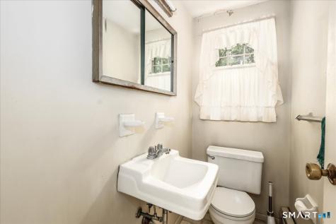 9 Howe Road New Milford CT 06776