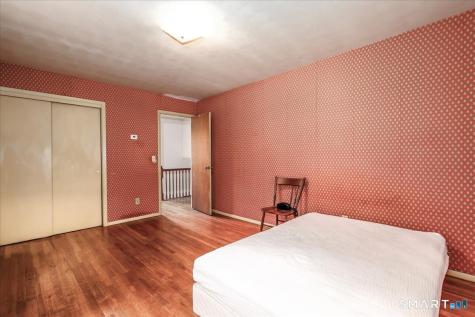 9 Howe Road New Milford CT 06776