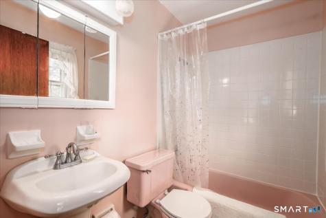9 Howe Road New Milford CT 06776