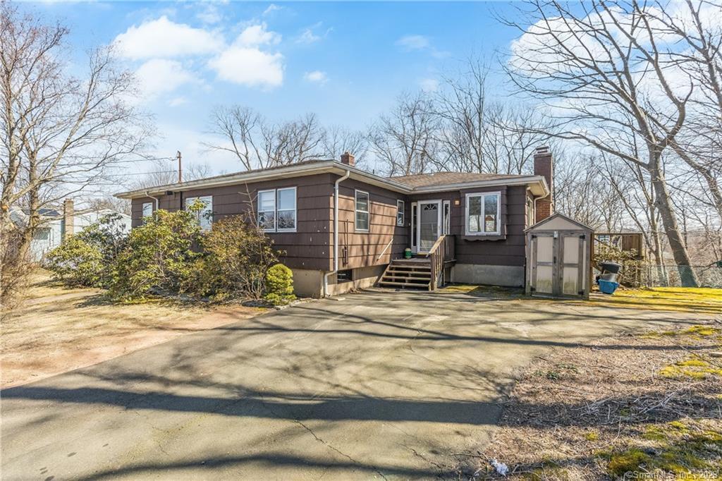 3 John Street East Haven CT 06513