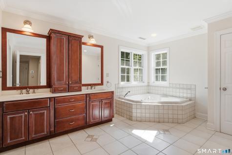 77 Hickory Lane Madison CT 06443