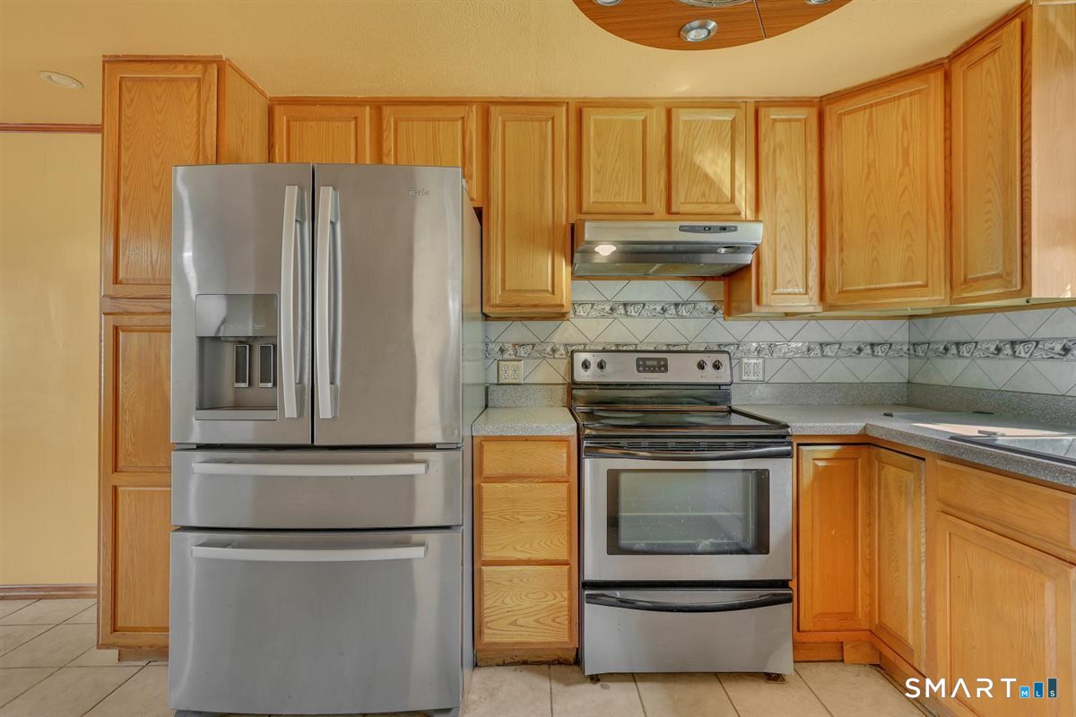 63 Braeburn Lane Middletown CT 06457