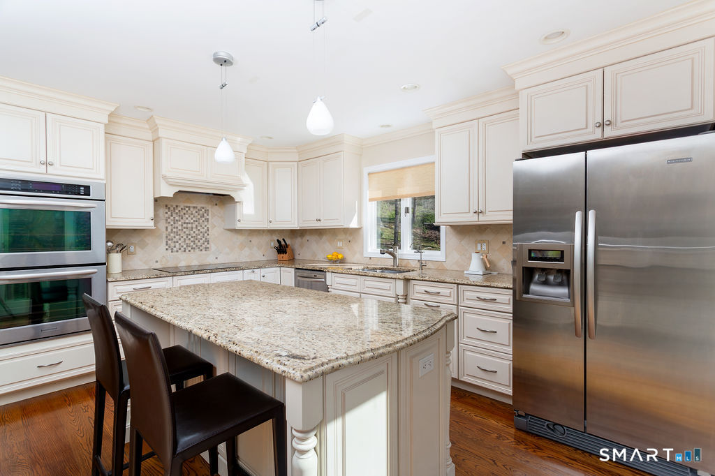37 Hidden Brook Drive Brookfield CT 06804