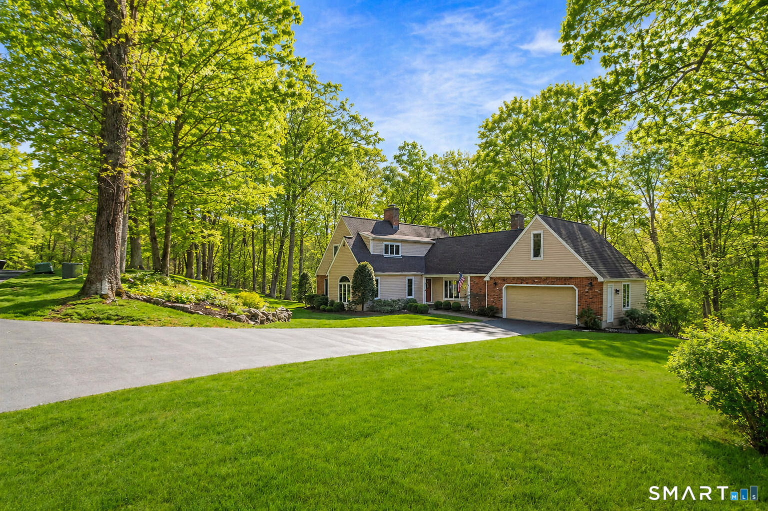 37 Hidden Brook Drive Brookfield CT 06804