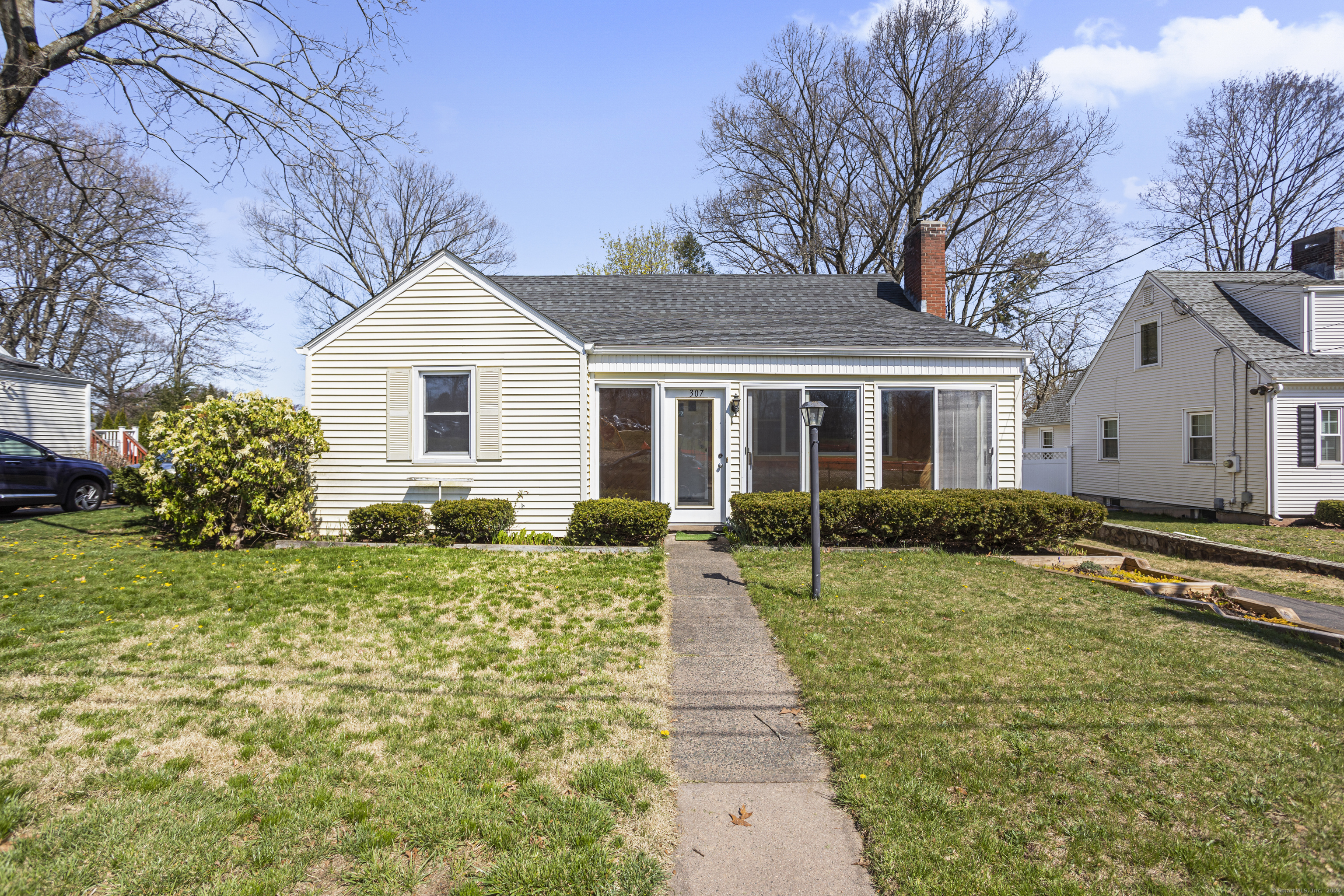 307 Henry Street Manchester CT 06042