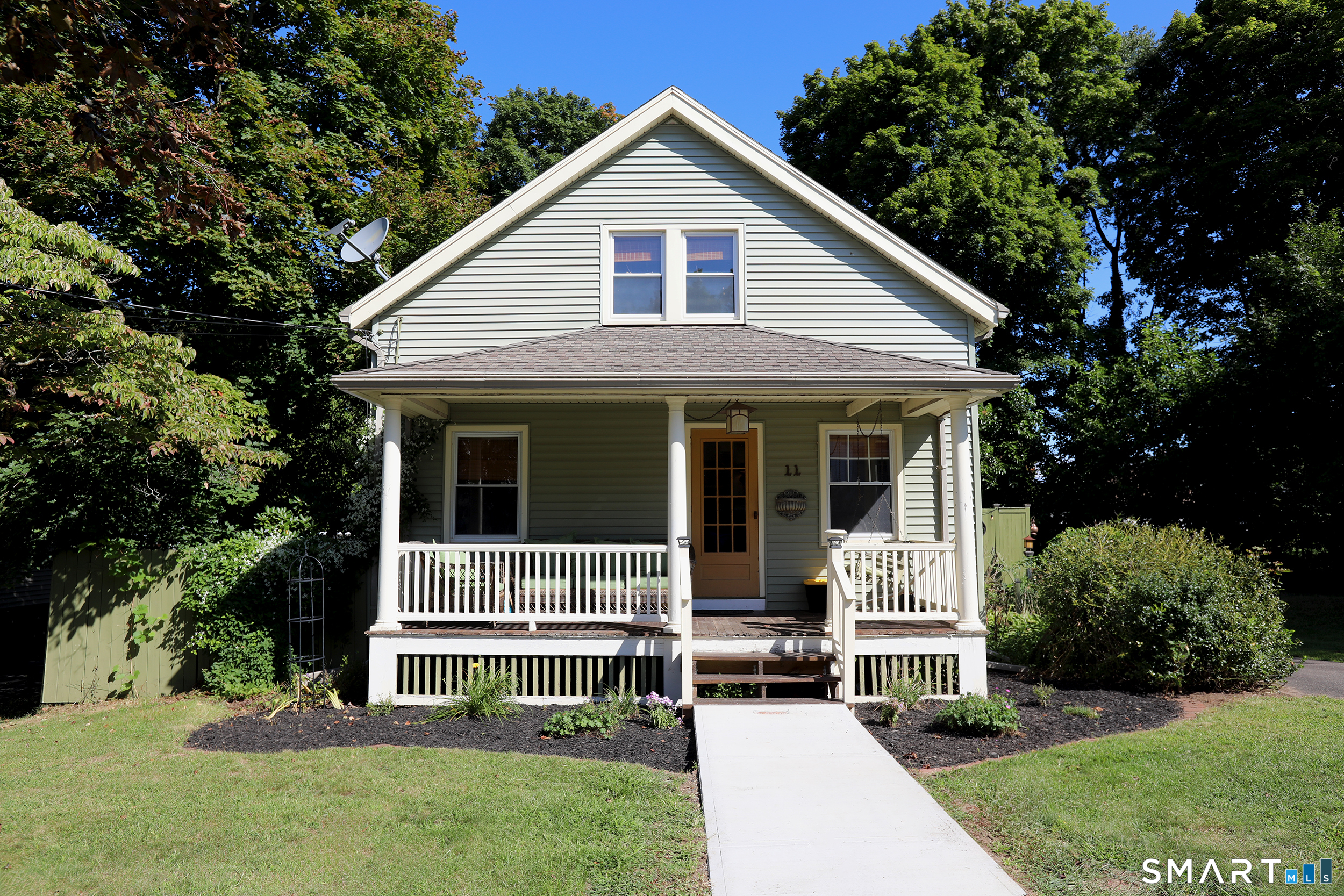 11 Grant Avenue Enfield CT 06082