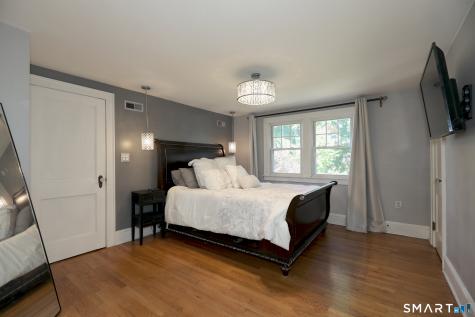 11 Grant Avenue Enfield CT 06082