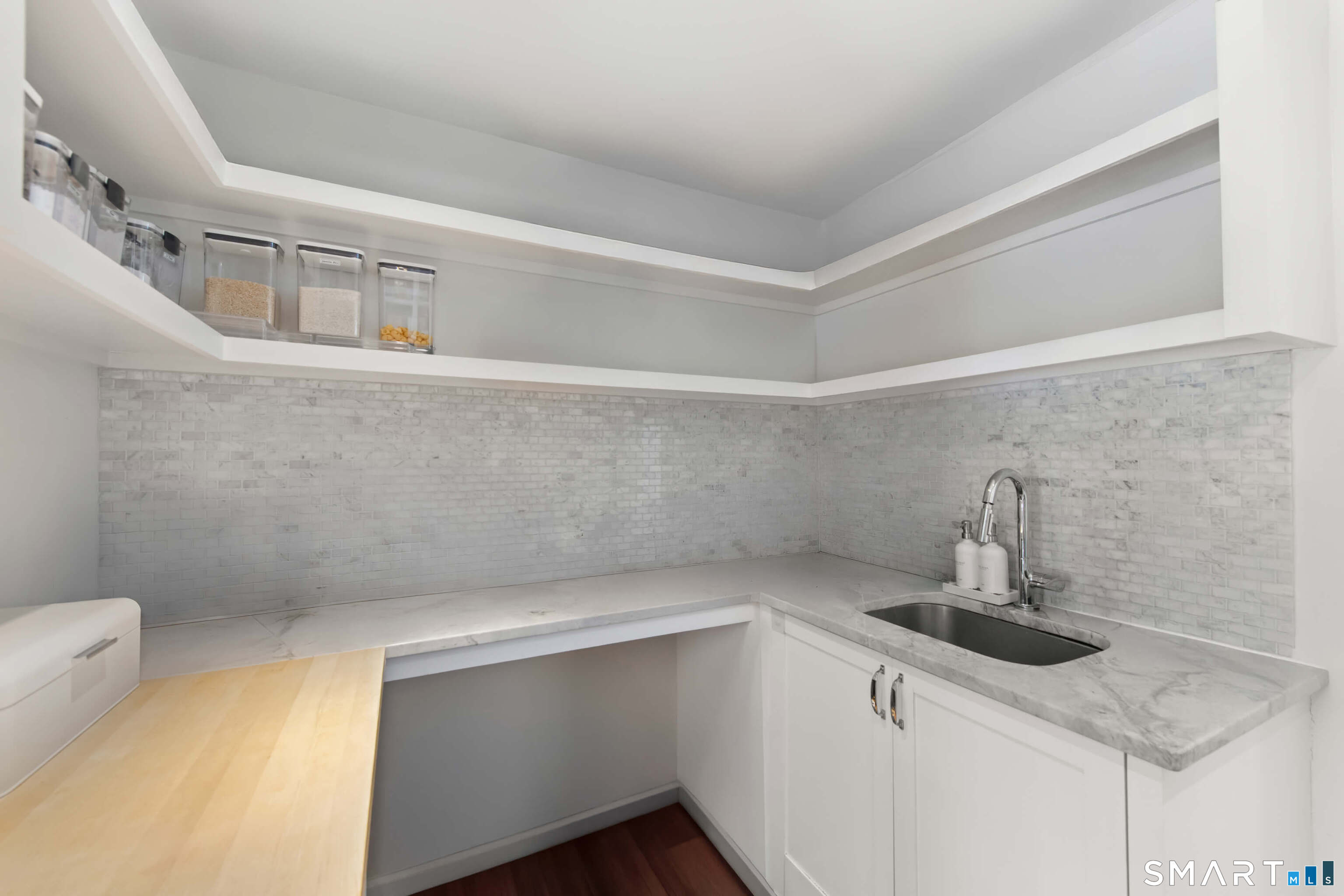 29 Hunting Ridge Road Greenwich CT 06831