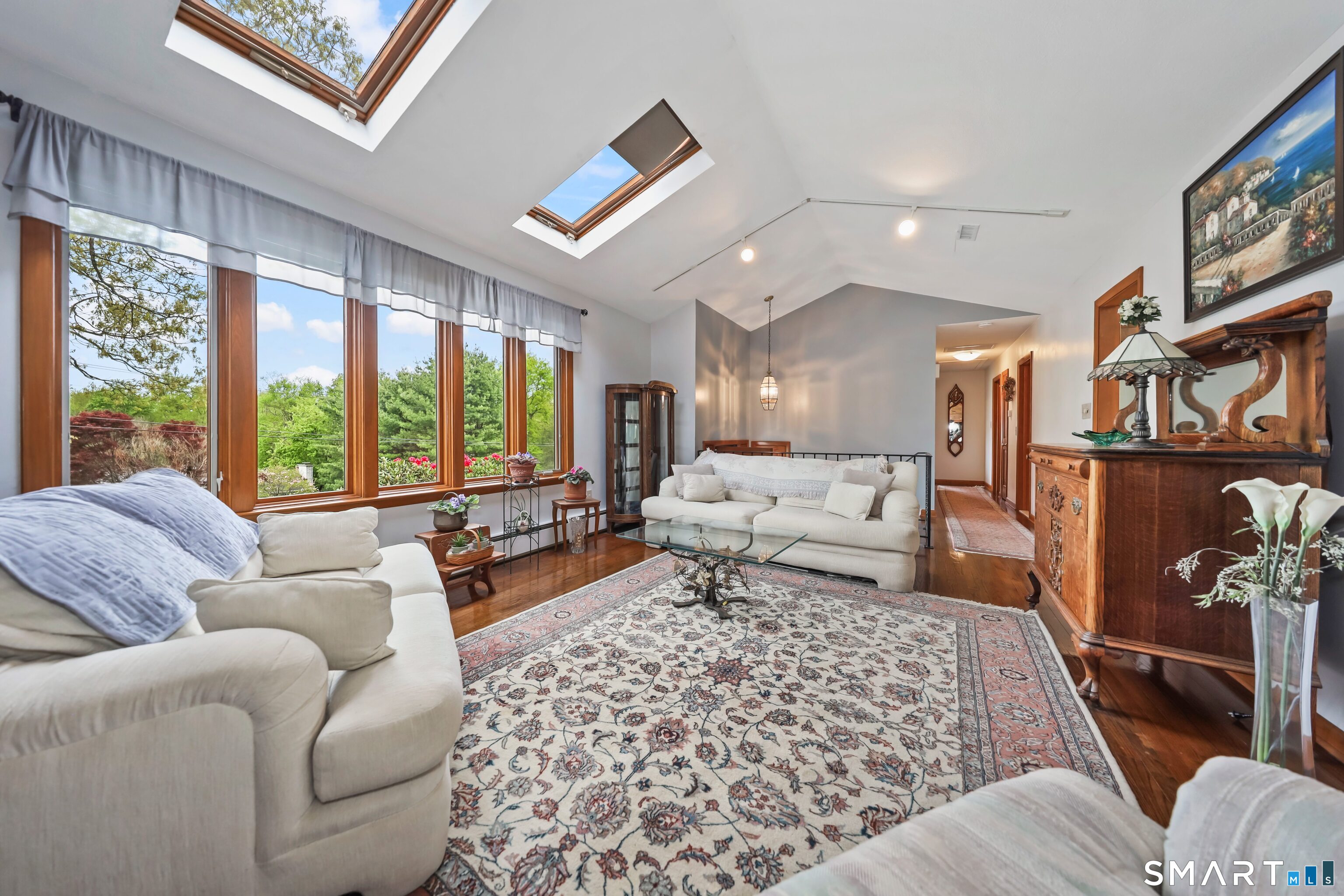 123 Evelyn Drive Naugatuck CT 06770