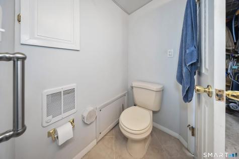 123 Evelyn Drive Naugatuck CT 06770