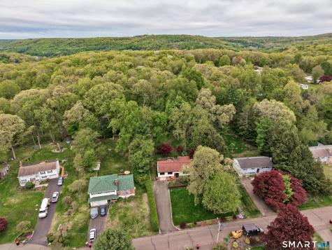 123 Evelyn Drive Naugatuck CT 06770