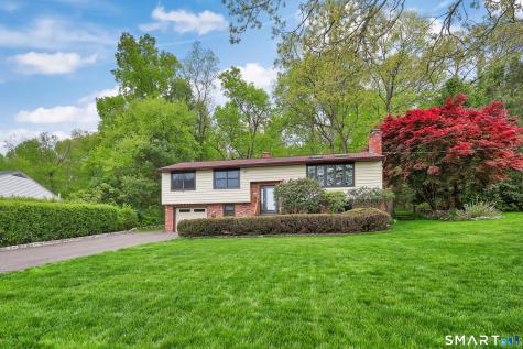 123 Evelyn Drive Naugatuck CT 06770