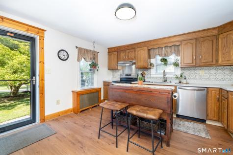79 Plumb Road Middletown CT 06457