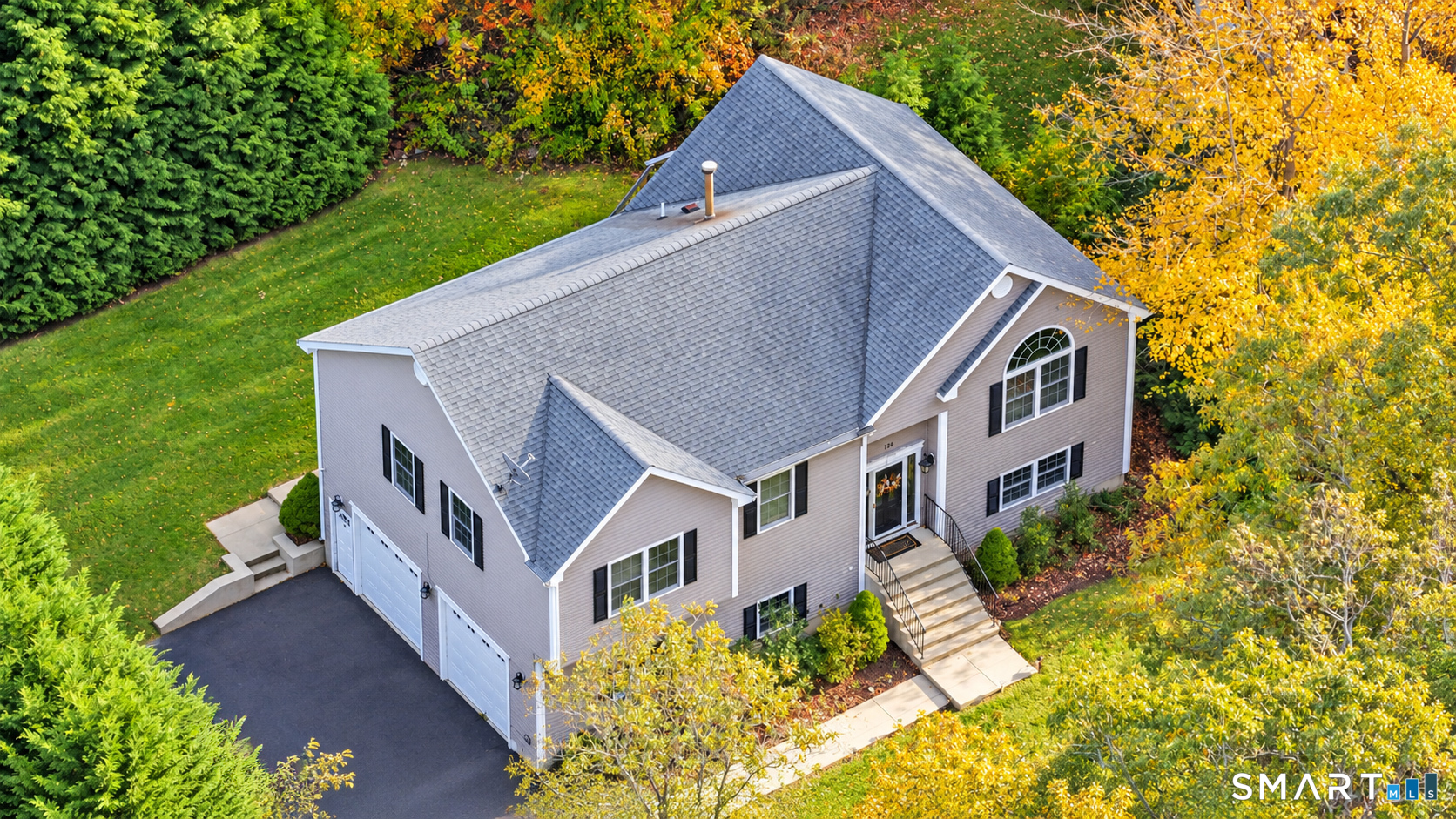 126 Conrad Drive New Haven CT 06515