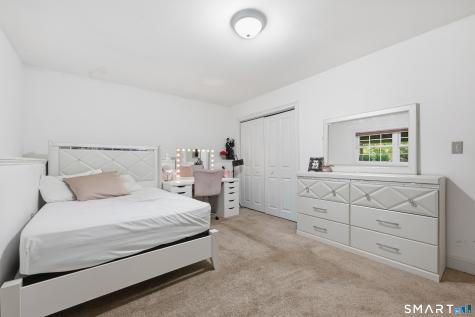 126 Conrad Drive New Haven CT 06515