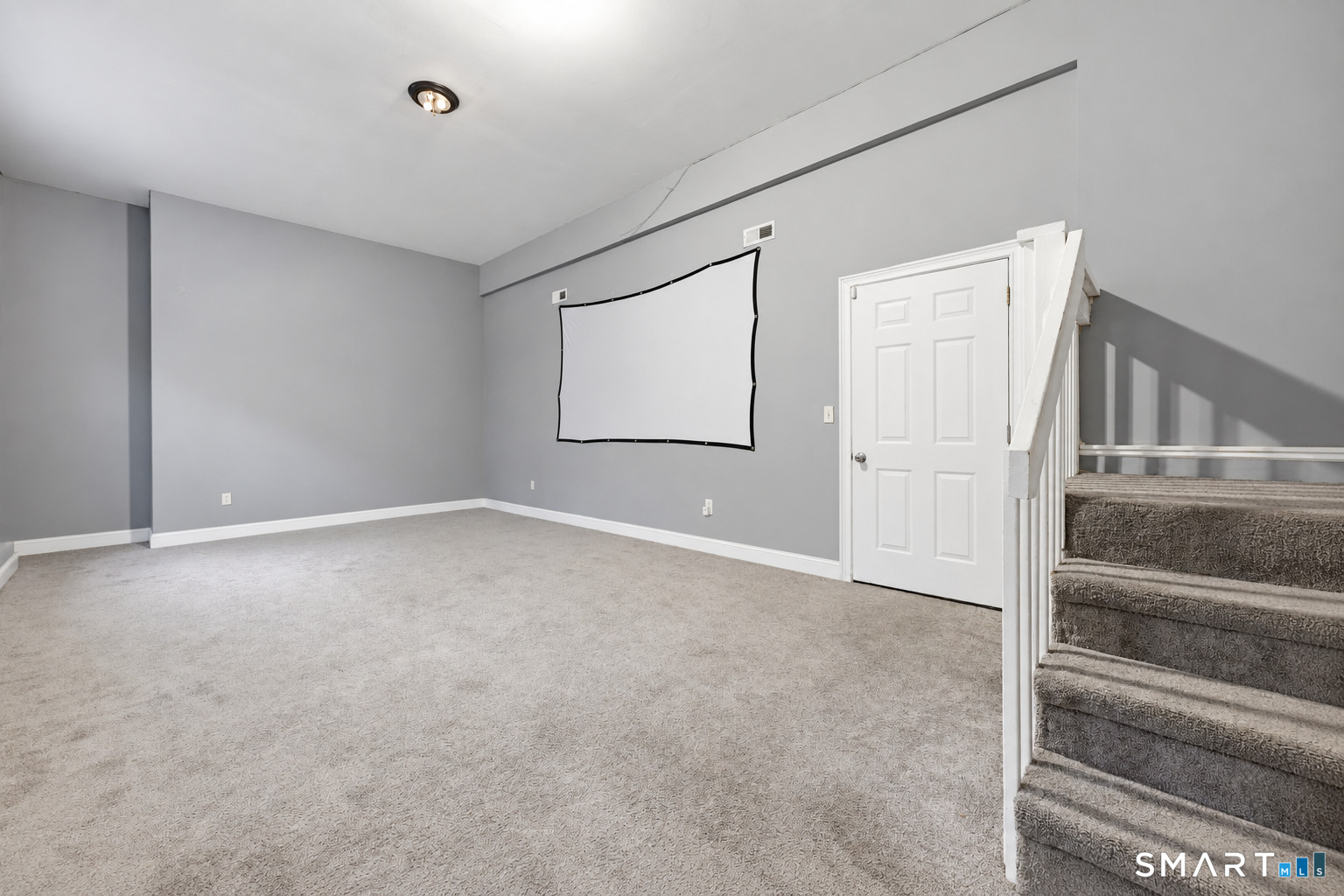 126 Conrad Drive New Haven CT 06515