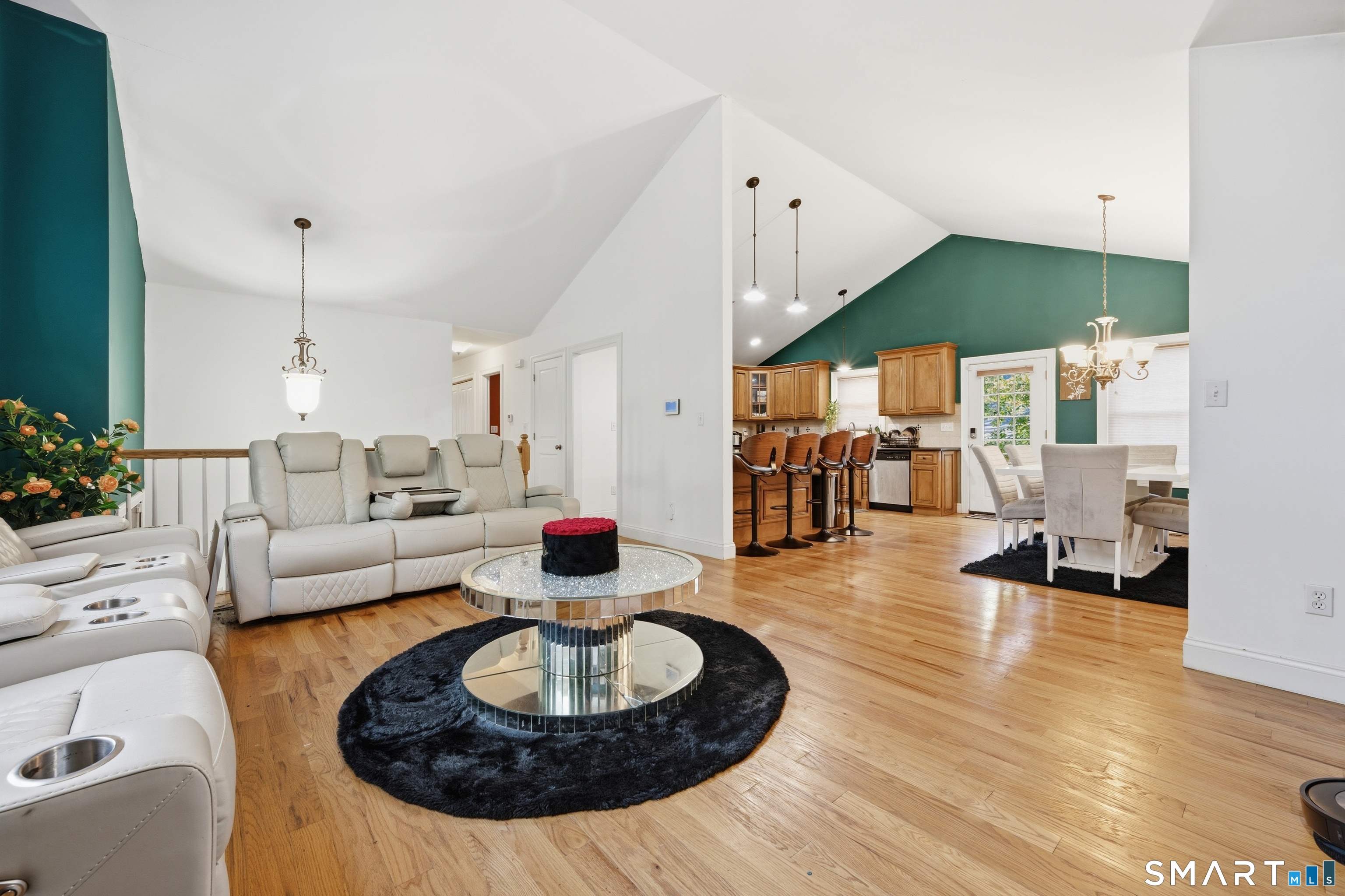 126 Conrad Drive New Haven CT 06515