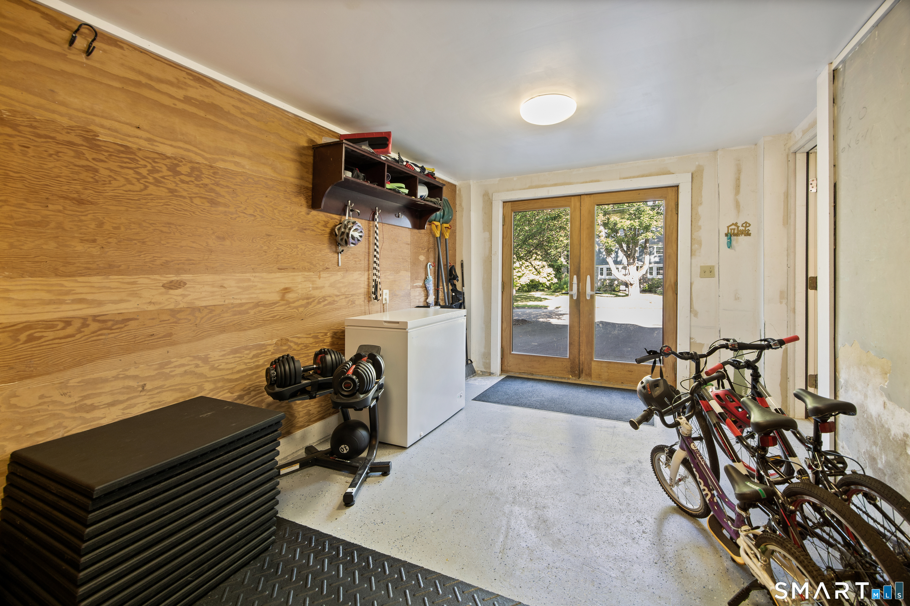 179 Bayard Avenue North Haven CT 06473
